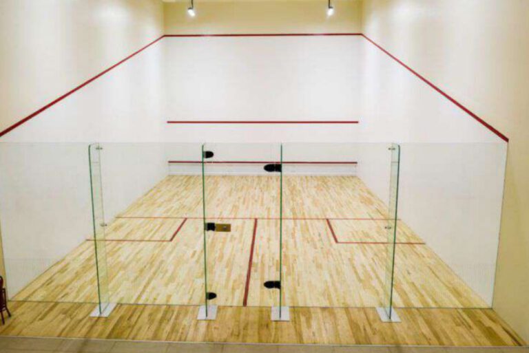Squash-Courts_side-image
